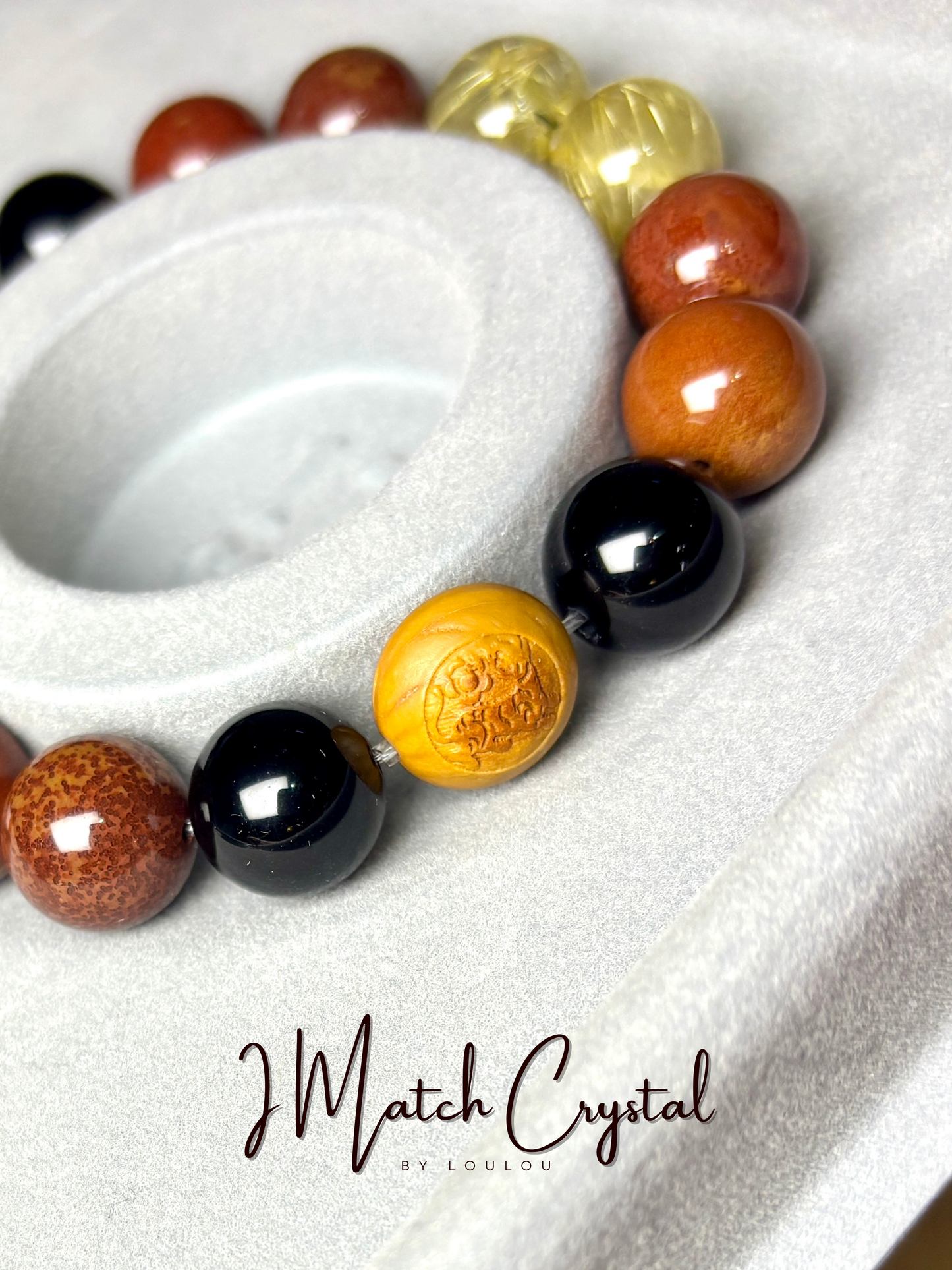 屬豬專屬｜「12mm燕子金鈦晶化沖護運串」